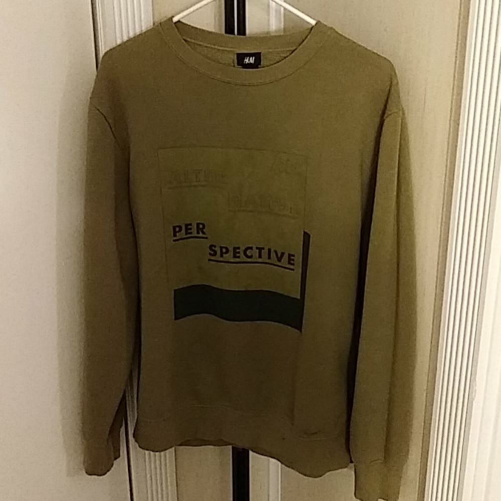 H&M crew neck sweatshirt